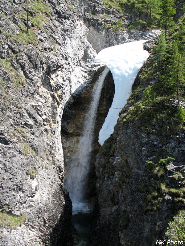 Водопад на Мраморном ручье