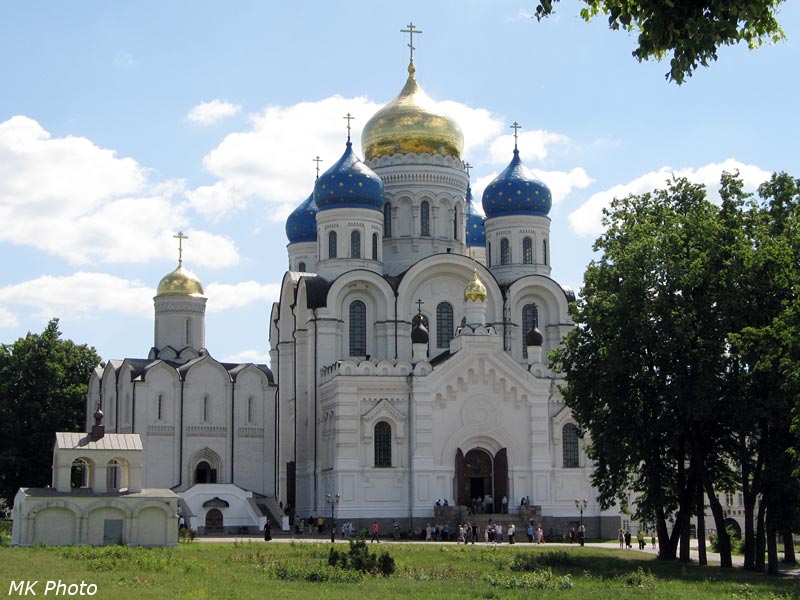 Праздник Троицы в монастыре