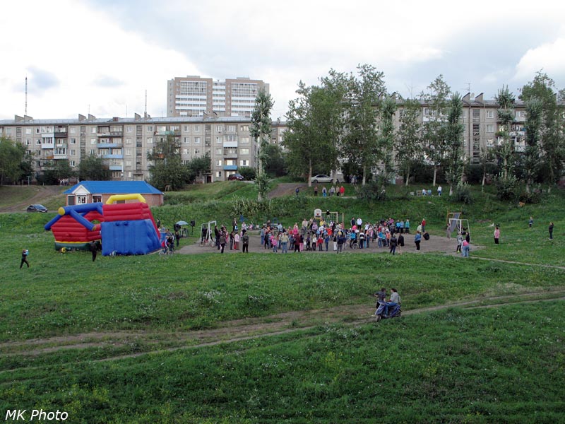 Веселящаяся детвора