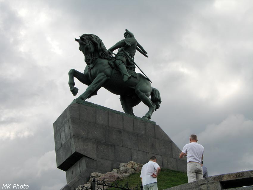Памятник Салавату Юлаеву