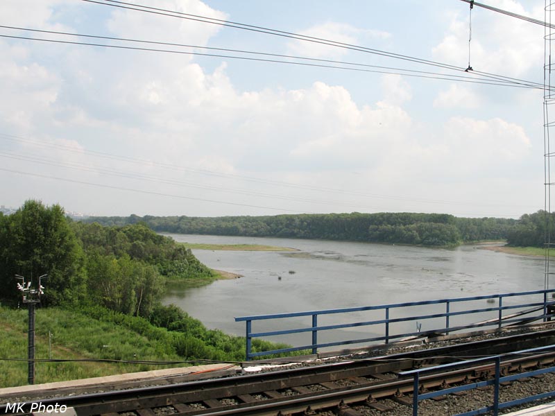 Вид на р. Белая с подхода к мосту