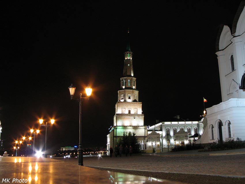 Падающая башня Сююмбике