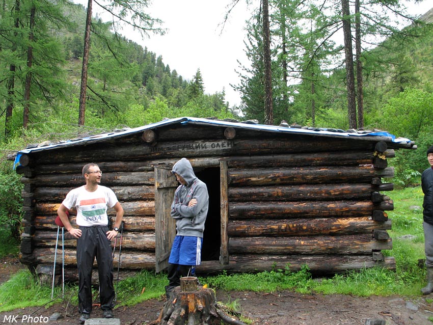 У зимовья Бегущий олень