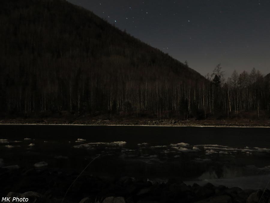 В свете Луны