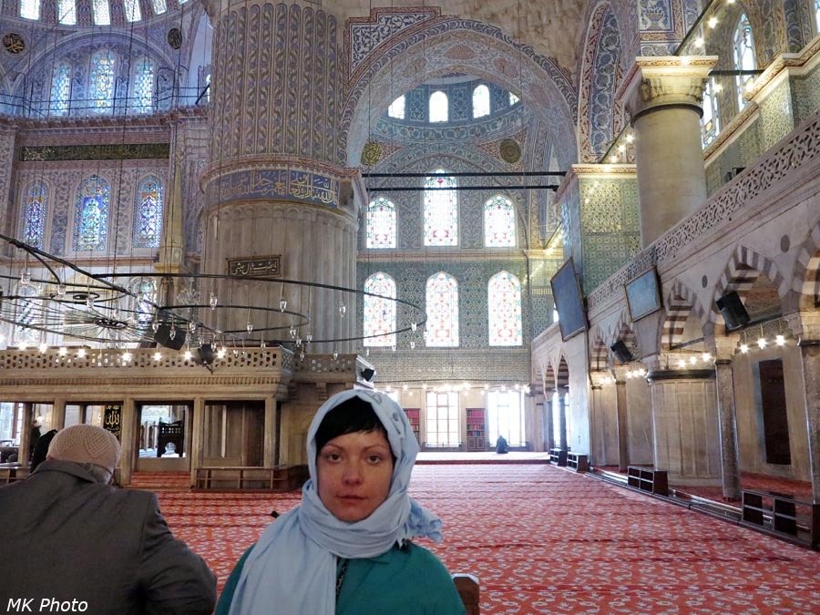 Катя в мечети
