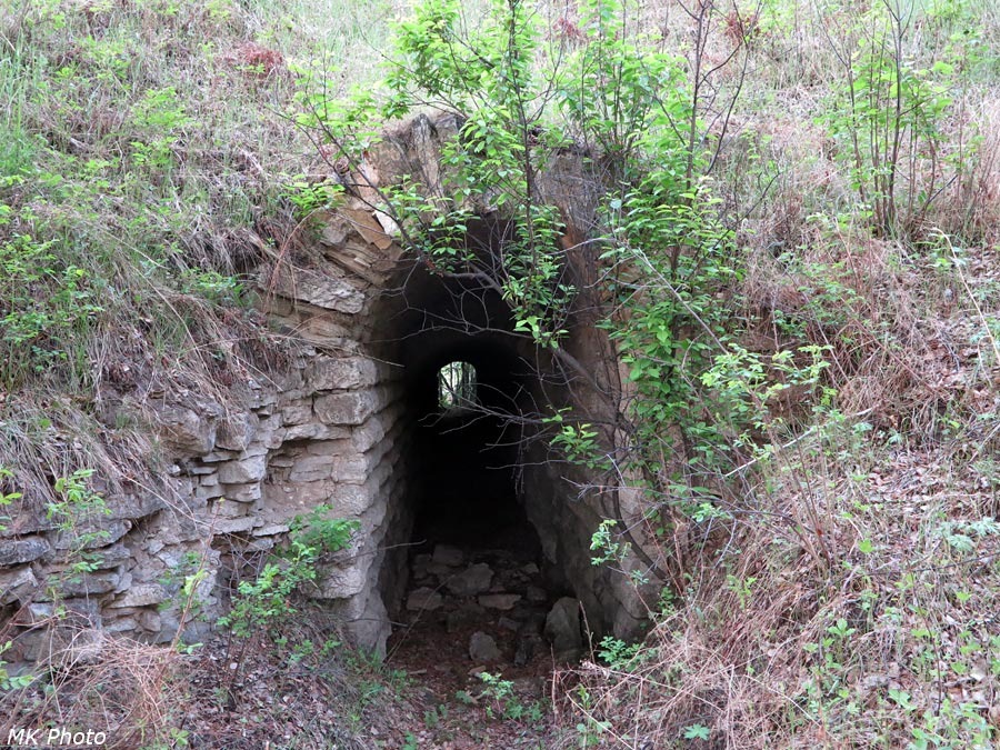 Каменная труба под старой насыпью