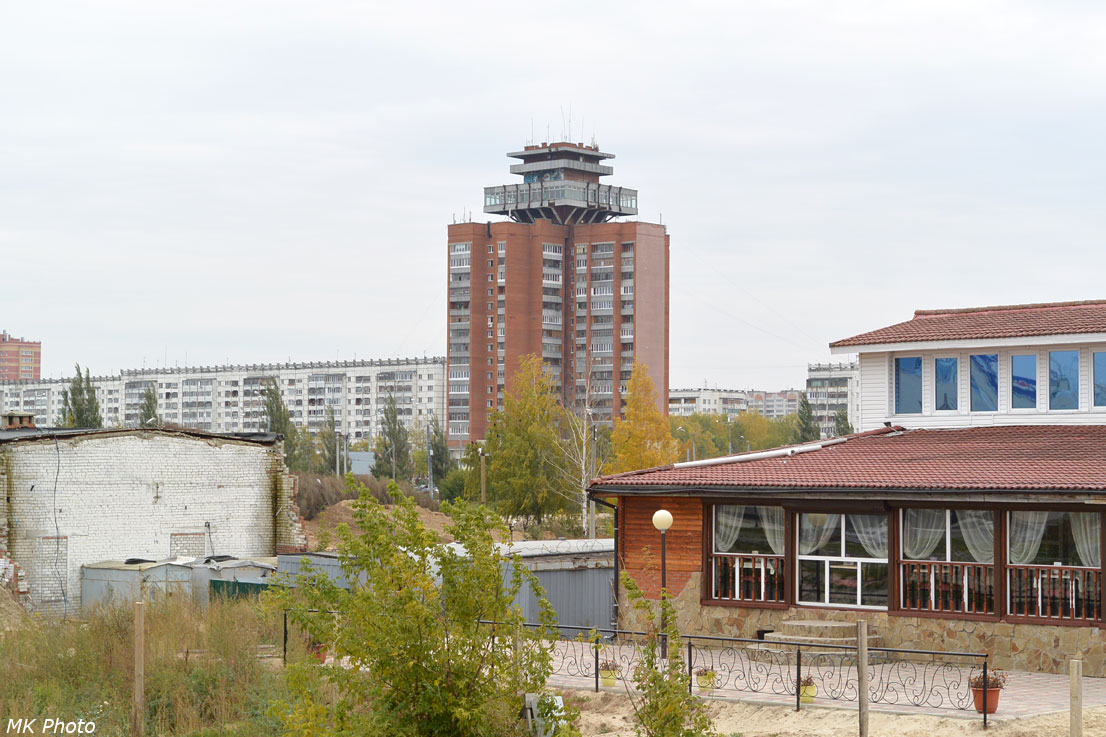 Сочетание несочетаемого (левый берег Малой Кокшаги в Йошкар-Оле)