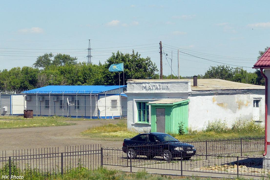 Ақ көкірекше порно Қоғамдық жерде ашық ауада жыныстық позициялар