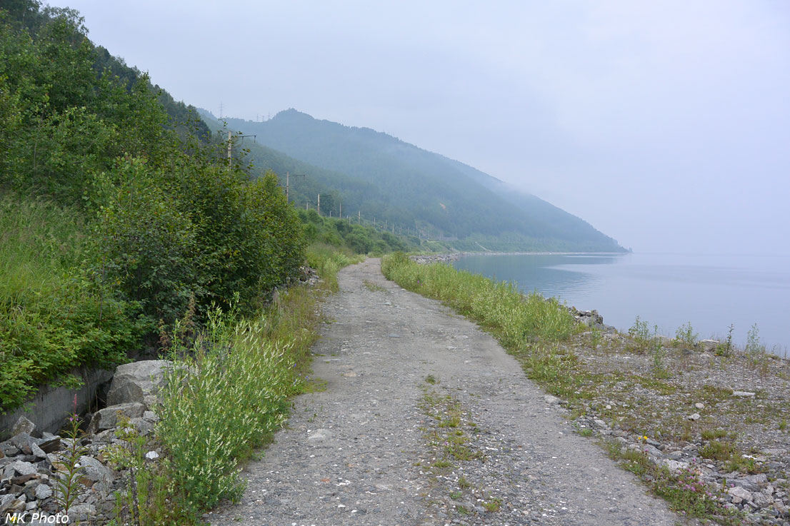 Пустынная дорога