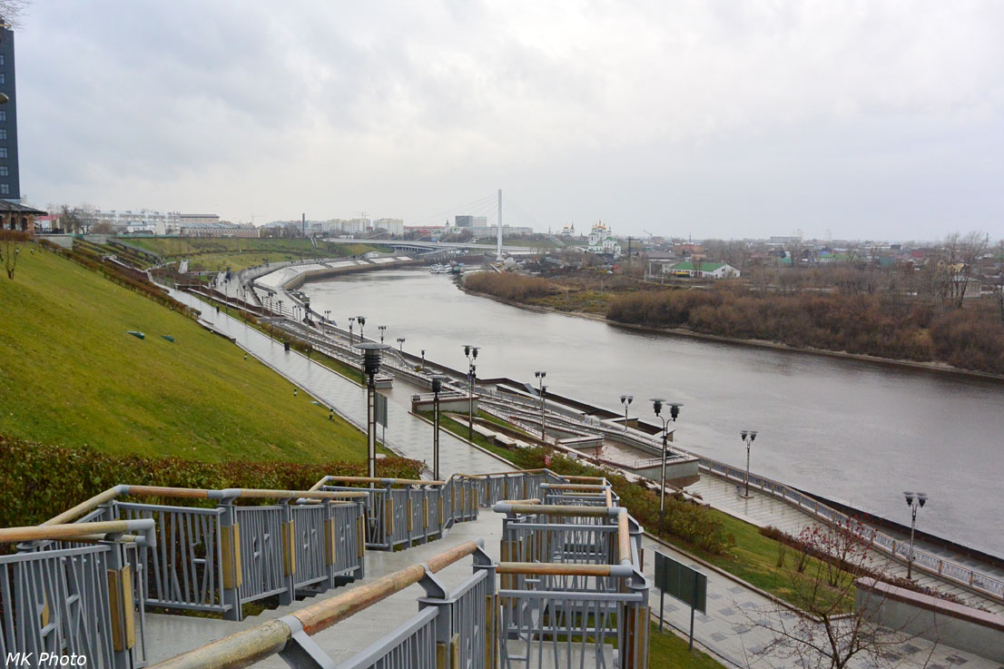 Спуск к набережной