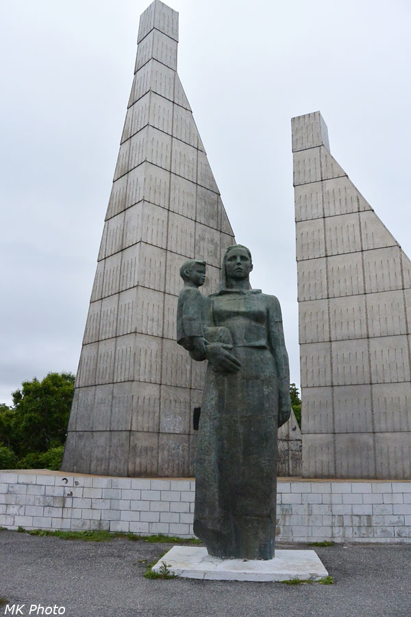 Памятник экипажу траулера