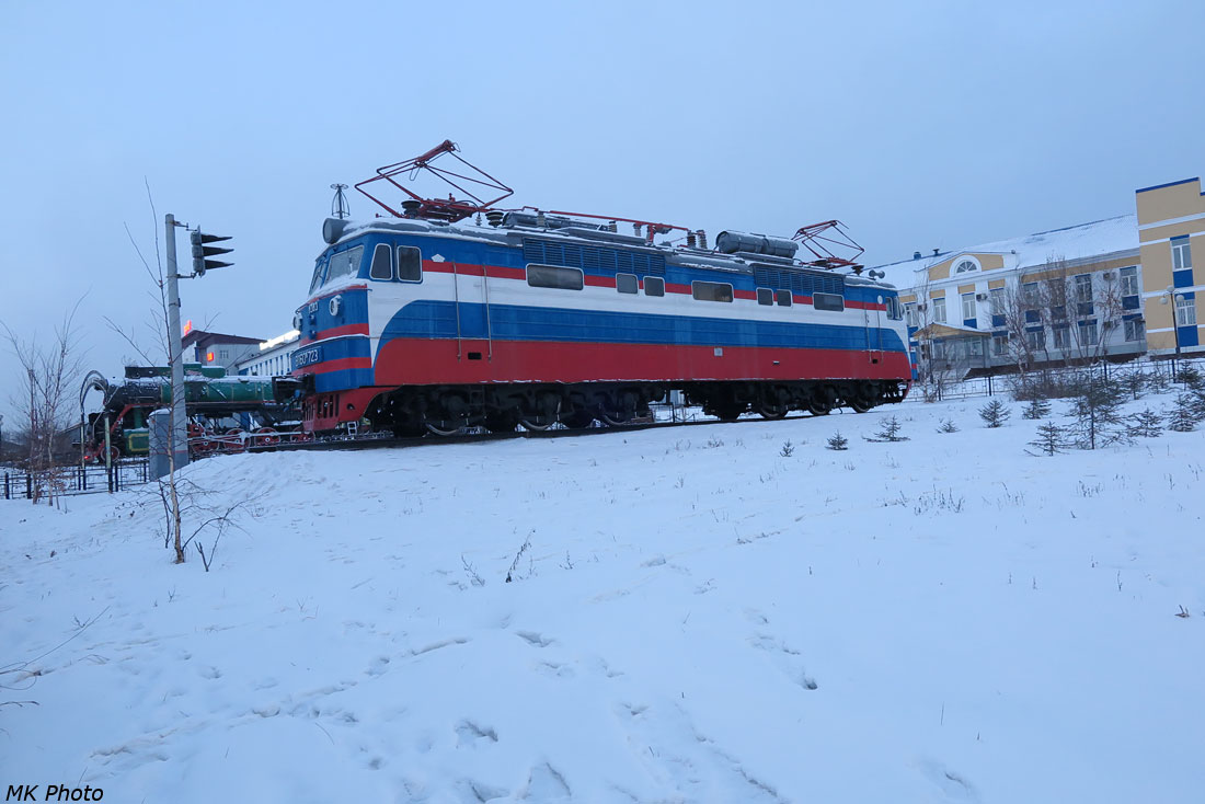Электровоз-памятник ВЛ60ПК