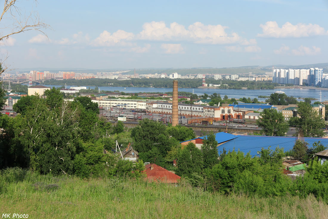 Вид с горы на ст. Красноярск-Пасс.