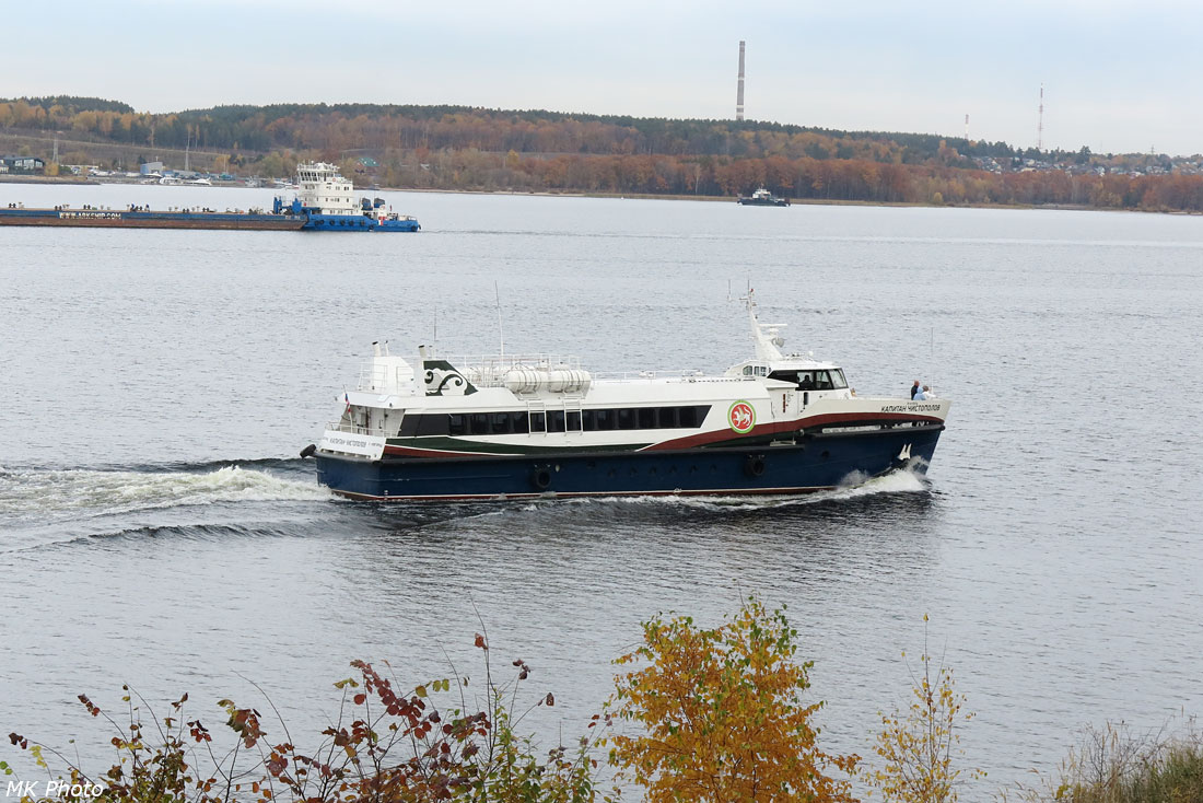 Әкесі өзінің жас қызын жыныстық қатынасқа түсіреді Лесбиянка белгілері